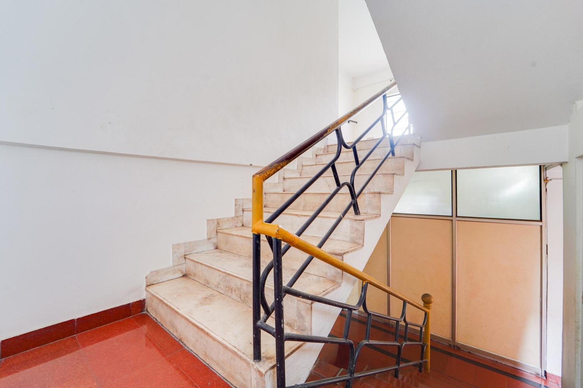 Hotel O Sai Tourist Home Thiruvananthapuram Eksteriør billede